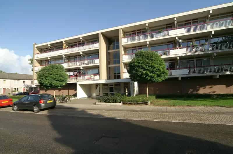 3-kamer appartement nabij centrum met garage en berging