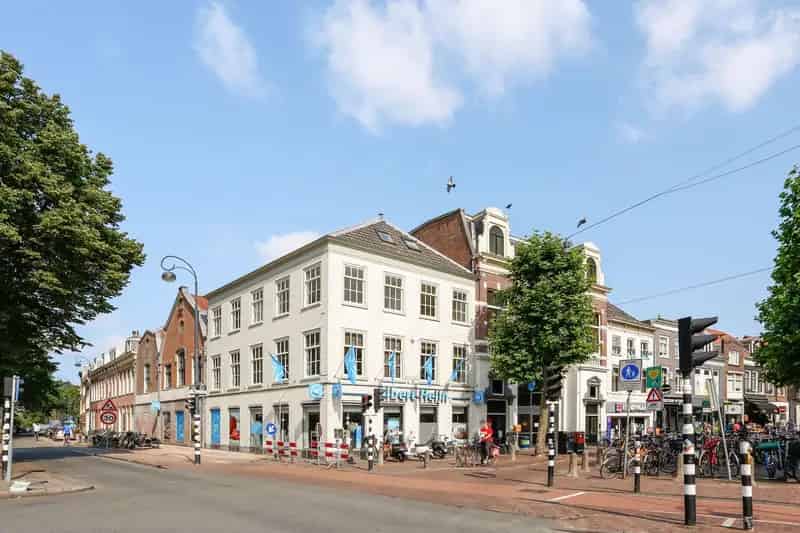 Kantoor Haarlem Grote Houtstraat 433m2  Modern gerenoveerd