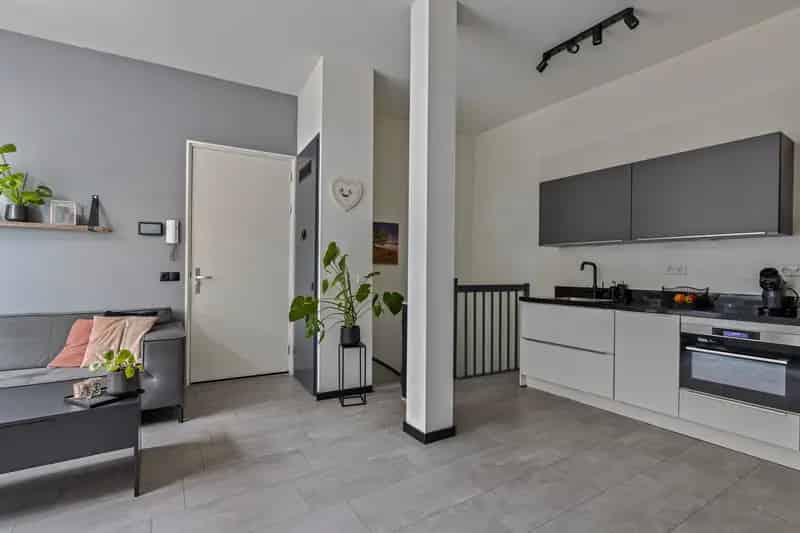 Appartement te koop Zaandam Centrum: Instapklaar gerenoveerd appartement