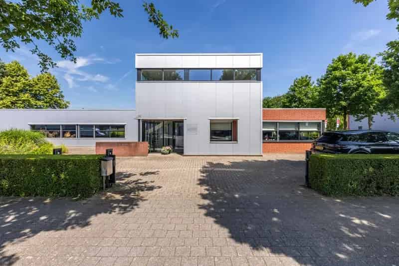 Bedrijfshal Lichtenvoorde te Koop 7131PW