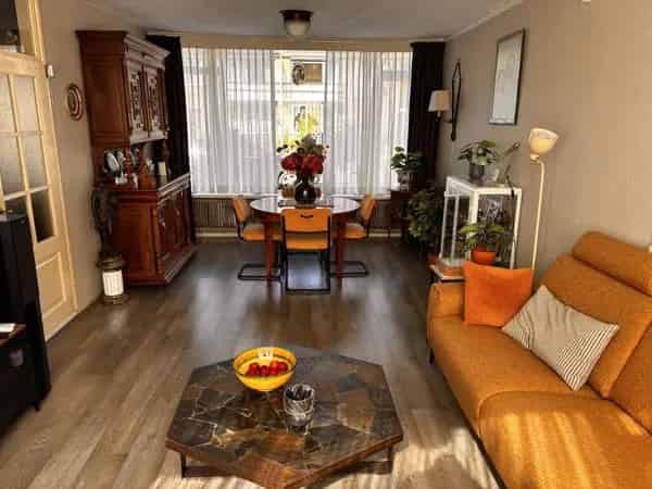 Ruime Hoekwoning met Garage 4 slaapkamers Kloetinge