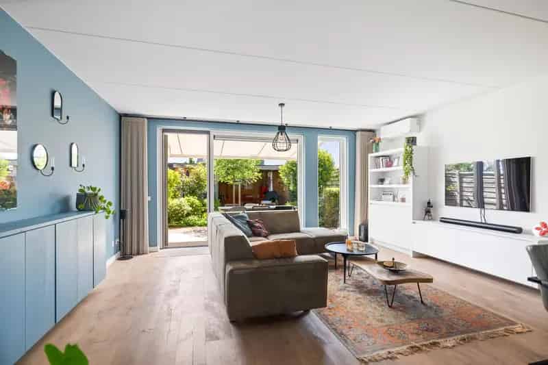 Huis te koop Deventer Steenbrugge: Ruime 4 slaapkamer woning
