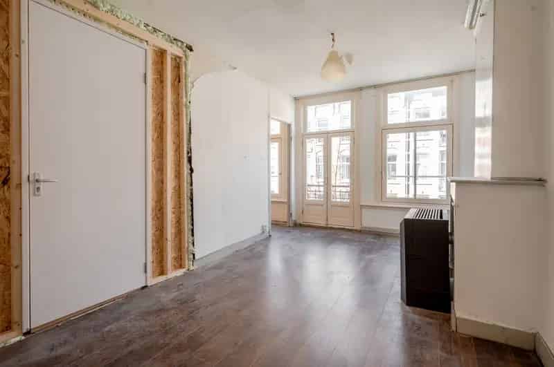 Appartement Amsterdam Oost 51m² 2 slaapkamers Balkon Opknapwoning