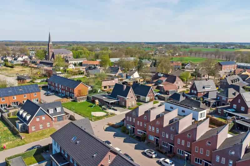 Biesveld 18 Bergeijk: Instapklare Tussenwoning 112m² Energielabel A+