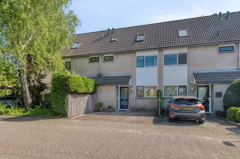 Eengezinswoning 5 kamers Capelle aan den IJssel