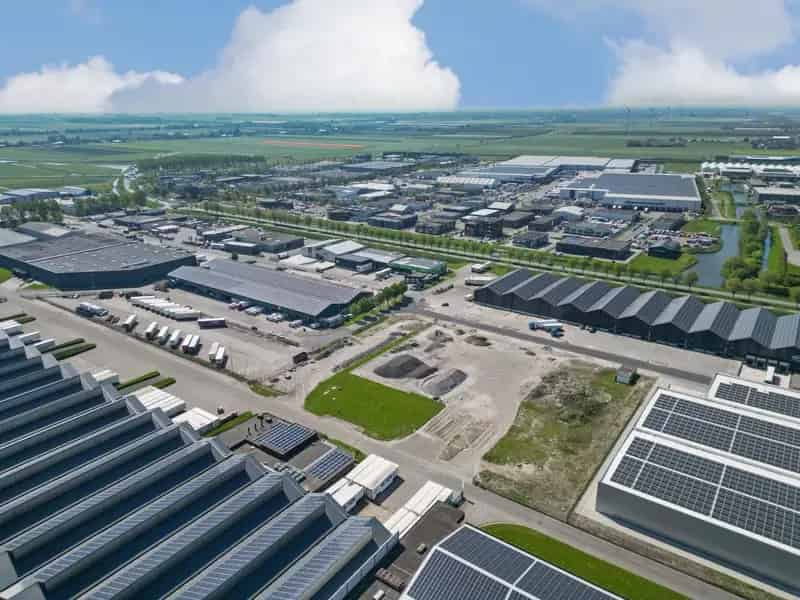 Bedrijfshal te huur Zwaagdijk Oost 10000 m2