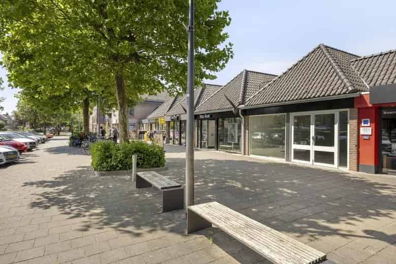 143 m2 Winkelruimte te Koop in Drunen