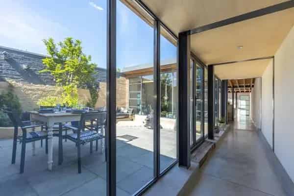 Gerenoveerde Beneden- en Bovenwoning Centrumlocatie