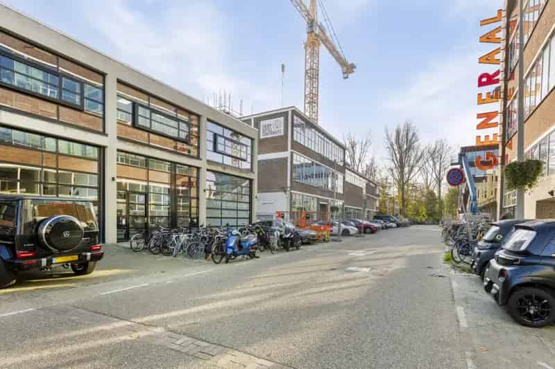 Kantoorruimte Schinkel 184m² Dakterras Airco