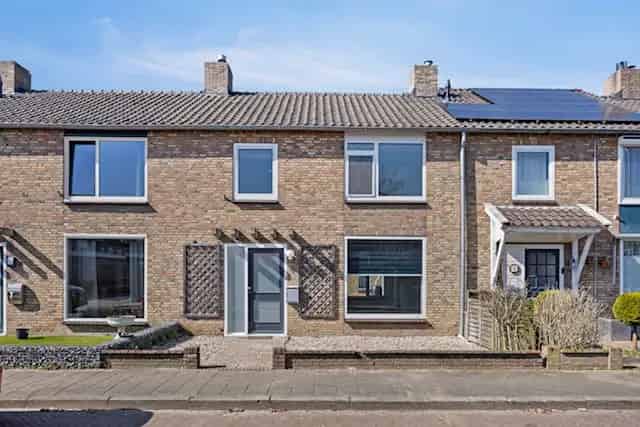 Huis te koop Elst: 3 slaapkamers, moderne keuken, energielabel B