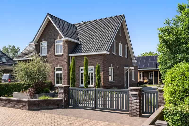 Huis te koop Lunteren Schansweg 2-1