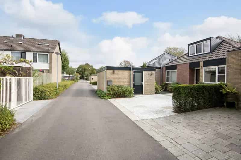 Semi-bungalow Voorthuizen: Instapklaar en Centrum Nabij