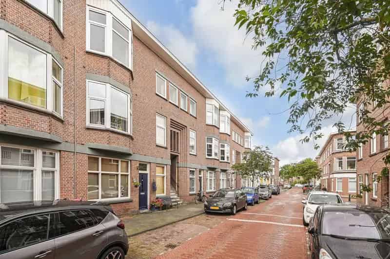 4 Kamer Appartement Den Haag gerenoveerd 74m2