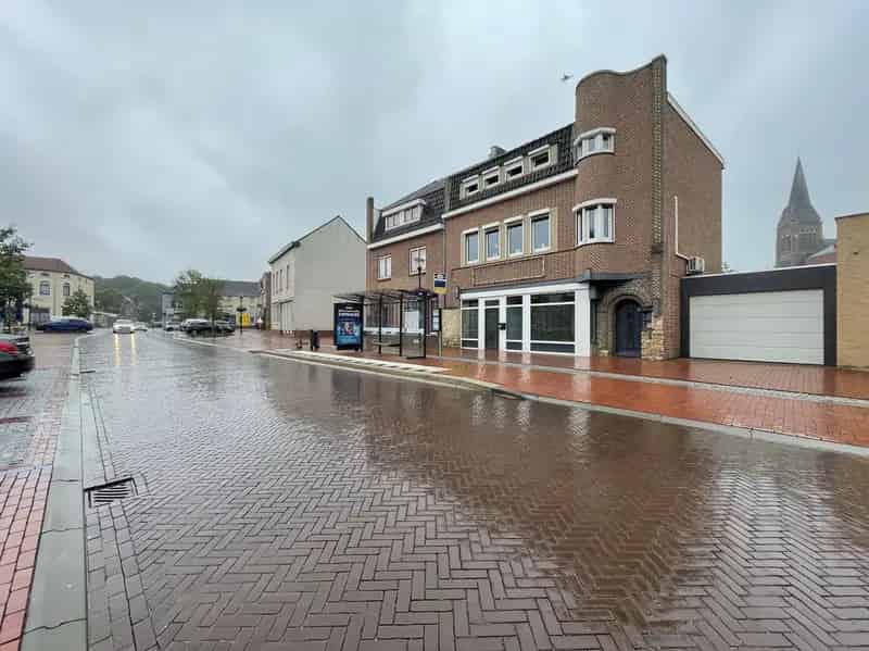 Unieke Woning 2 Adressen 5 Slaapkamers Zwembad 39 Zonnepanelen