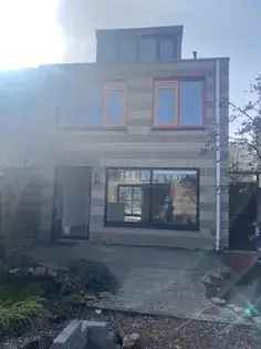 4 Slaapkamers Huis 135m2 Almere Filmwijk