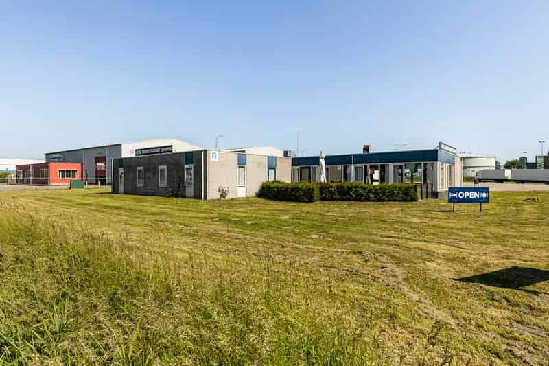 Horecapand te Koop Farmsum: Hotel Restaurant met 7 Kamers