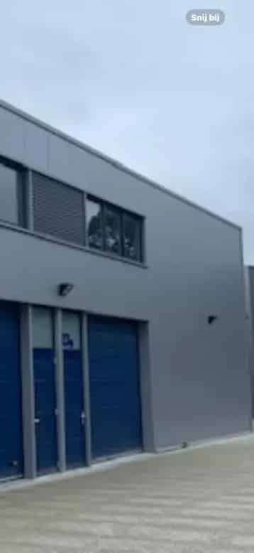 Bedrijfshal Vriezenveen 150m2 te huur