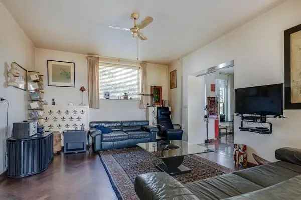 Karakteristieke jaren 50 woning grote tuin modernisering verduurzaming