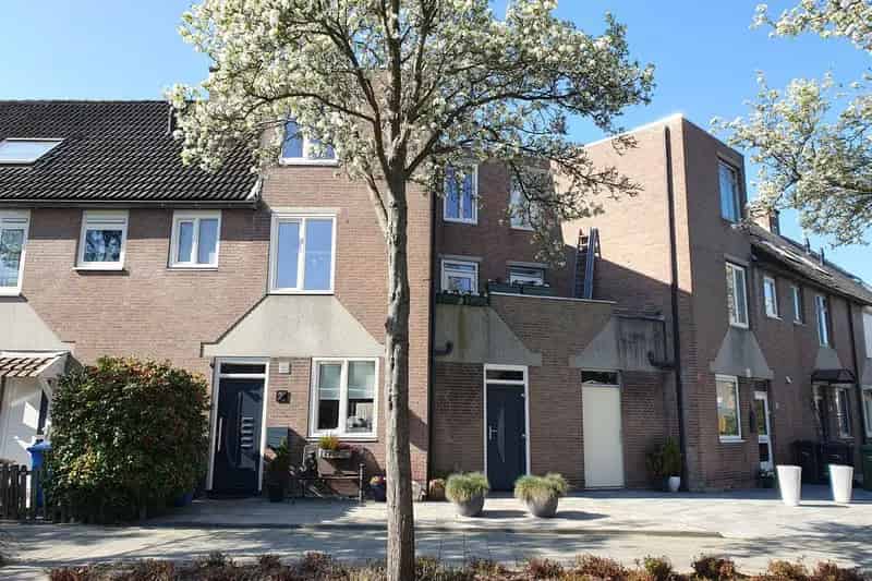 Ruime eengezinswoning 4 slaapkamers Hoogvliet