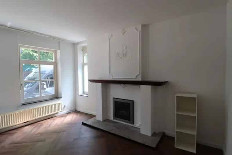 Maastricht appartement 2 slaapkamers dakterras gemeubileerd