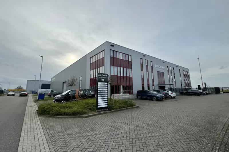 Kantoorruimte en Hangaar te Huur Maastricht Airport