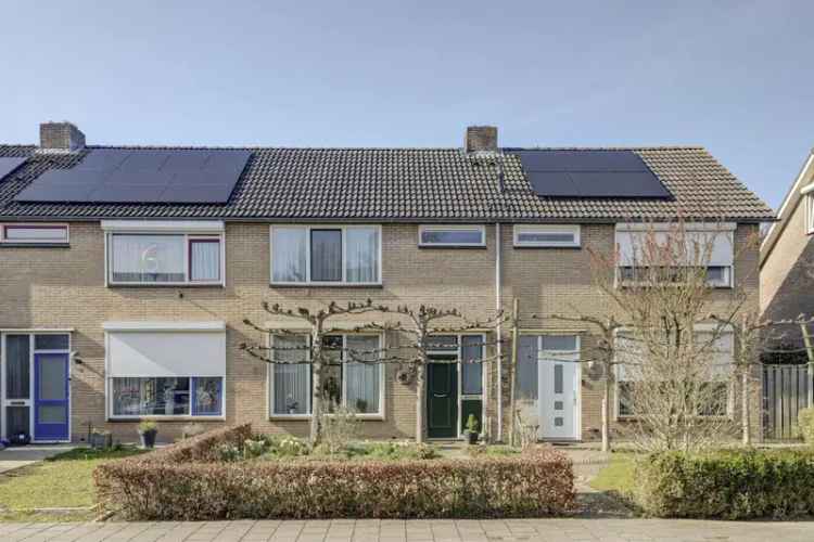 Tussenwoning Rilland 3 slaapkamers ruime tuin