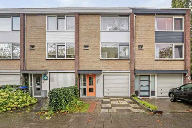 Eengezinswoning Te Koop in Zaandam, Noord-Holland