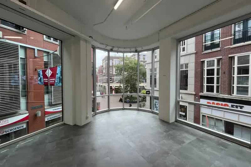 Winkel te huur Arnhem Centrum 452m² Dwingelstraat