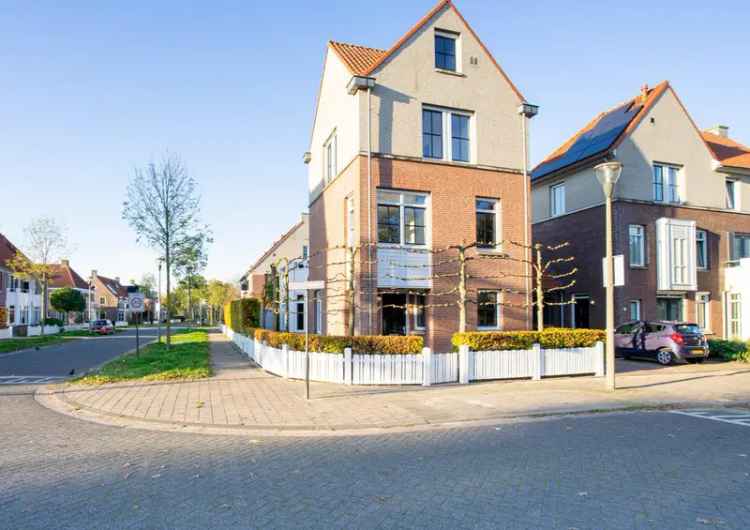 Eengezinswoning Te Koop in Helmond, Noord-Brabant