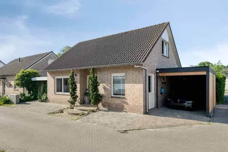 Vrijstaande woning Wernhout: Instapklaar Comfort en Ruimte