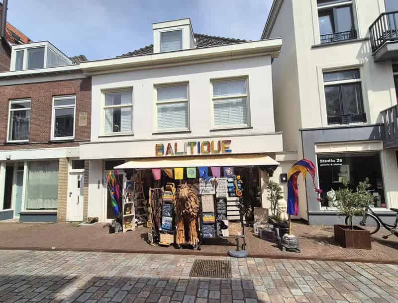 Winkelruimte te koop Keizerstraat Den Haag 90m² gerenoveerd