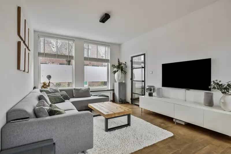 Ruime Stadswoning Zaandam: Karakteristiek, Lichtrijk & Rustig