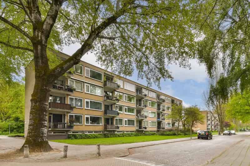 Modern Appartement Amstelveen Keizer Karelpark 80m2 Balkon Uitzicht