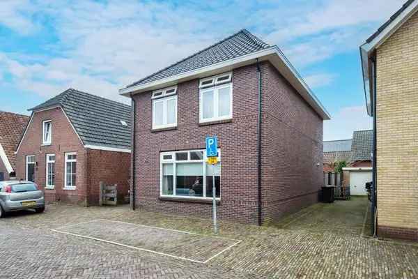 Rijssen: Instapklare woning 4 slaapkamers tuin op het zuiden