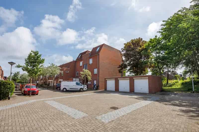 2-Kamer Appartement Rijnsoever  40m2 Balkon Moderne Keuken