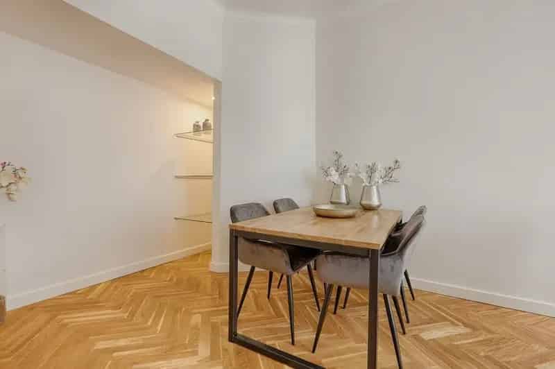Appartement te koop Zeeheldenkwartier Den Haag 68m² gerenoveerd