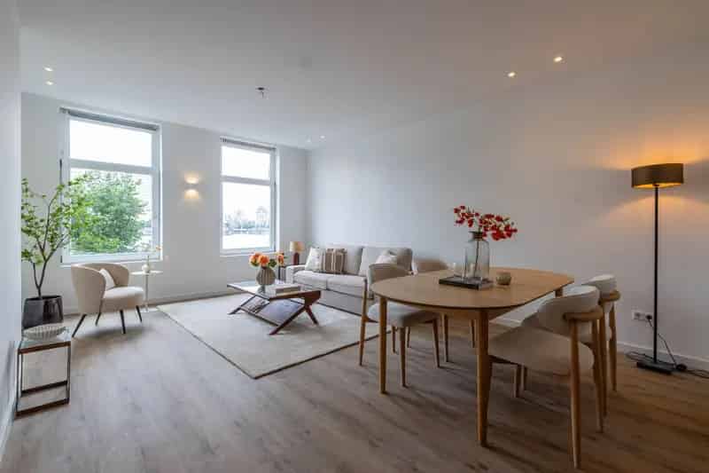 Luxe Maasappartement Rotterdam Noordereiland 64m2 gerenoveerd 2025