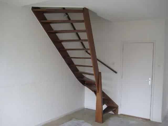 Tussenwoning Bergen - 3 slaapkamers, tuin en zolder