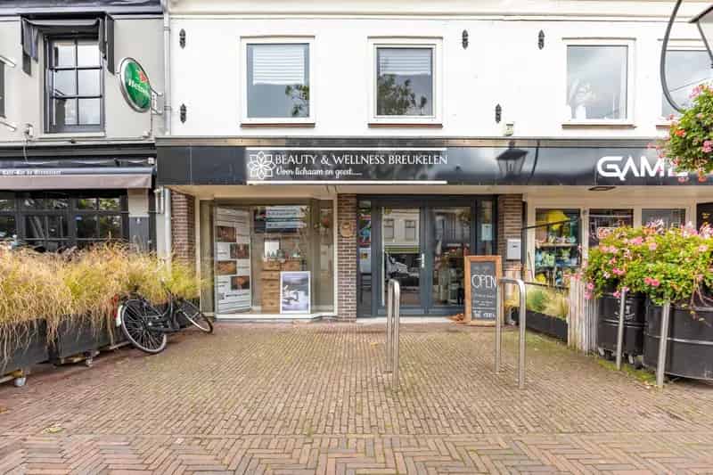 Beautysalon te huur Breukelen Kerkbrink 108m2