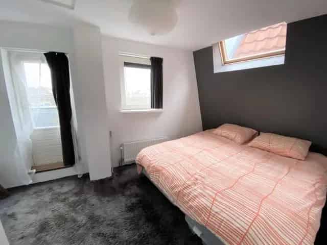 Te huur: 2 Slaapkamer Appartement Amsterdam Pijp