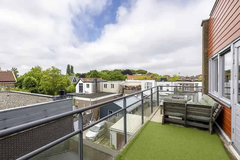 Modern 2 Kamer Appartement Wormerveer Nabij Marktplein