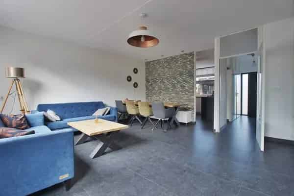Te Huur: Huis Middelveldstraat Amsterdam - 3 slaapkamers, grote tuin