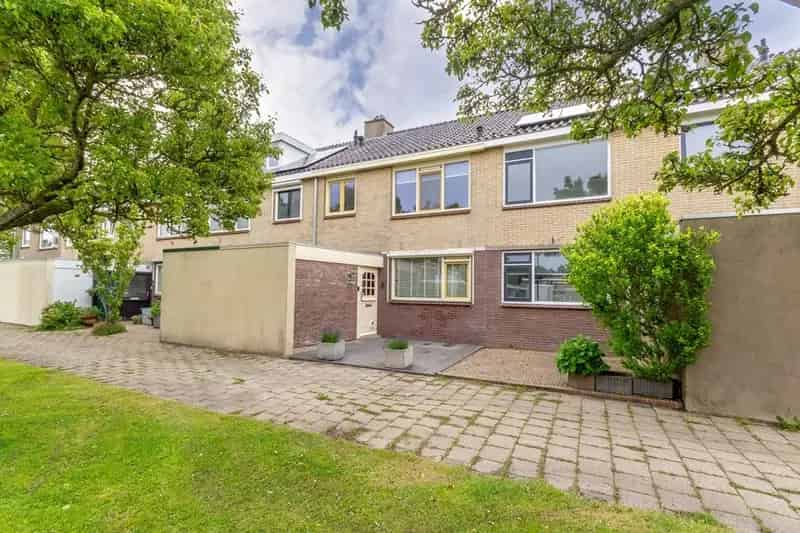 Ruime Gezinswoning 4 Slaapkamers Den Helder