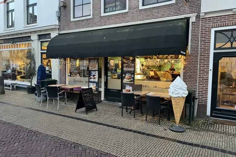 110 m2 Horeca te Huur Naarden