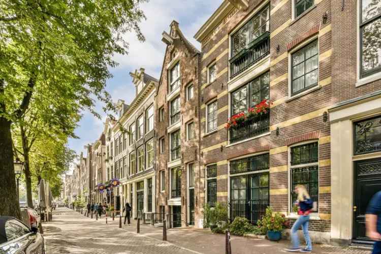 Grachtenpand Amsterdam Centrum - Rijksmonument - 5 Verdiepingen