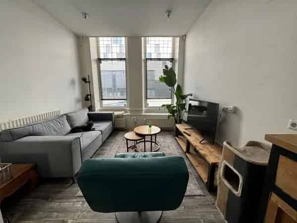 Studio Groningen Damsterdiep 33m2 per 01-07-2025