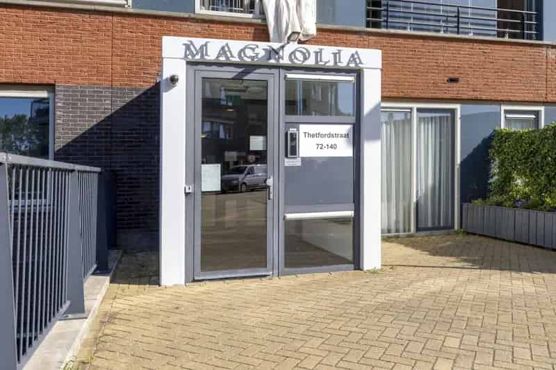 Ruim 4-kamerappartement De Zomertuinen Spijkenisse
