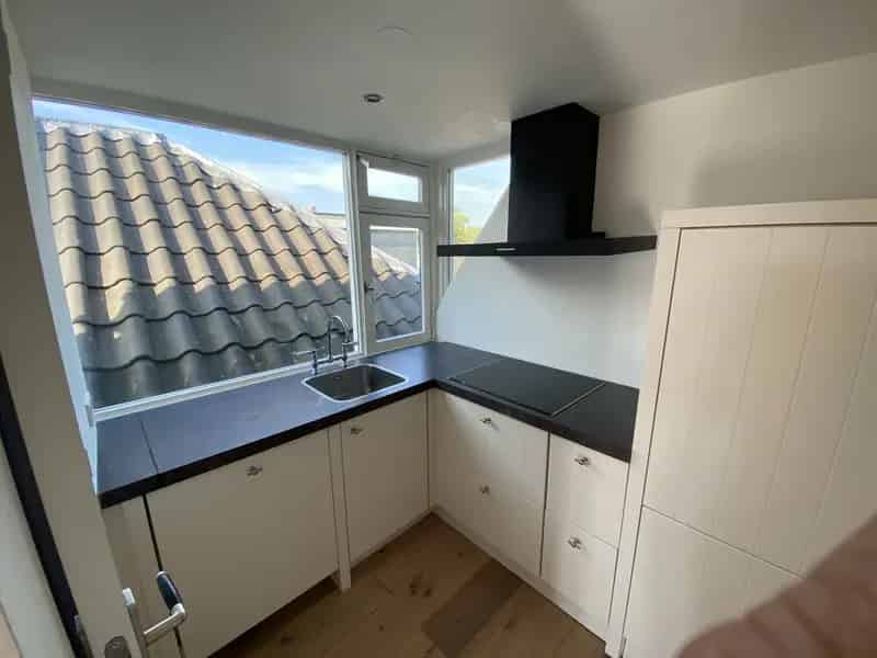 Appartement Witte Vrouwen 30m2 Balkon