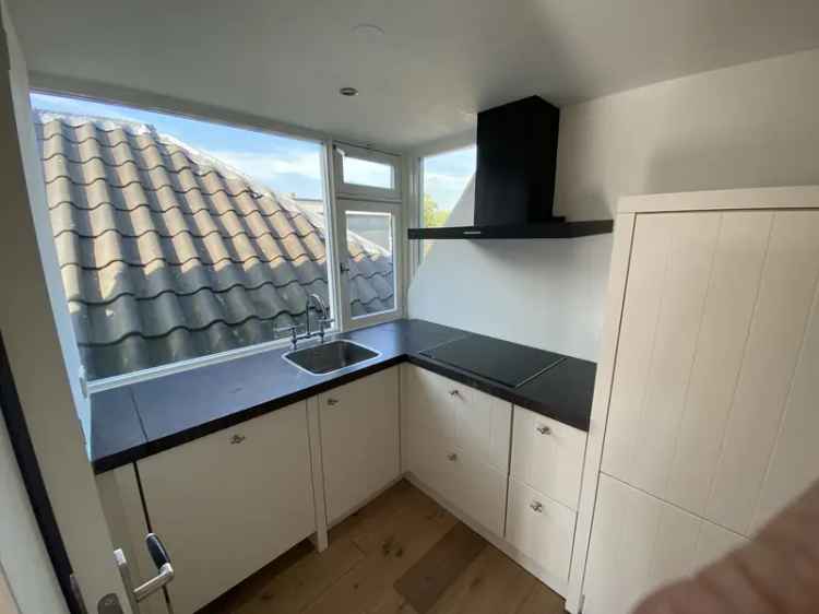 Appartement Witte Vrouwen 30m2 Balkon