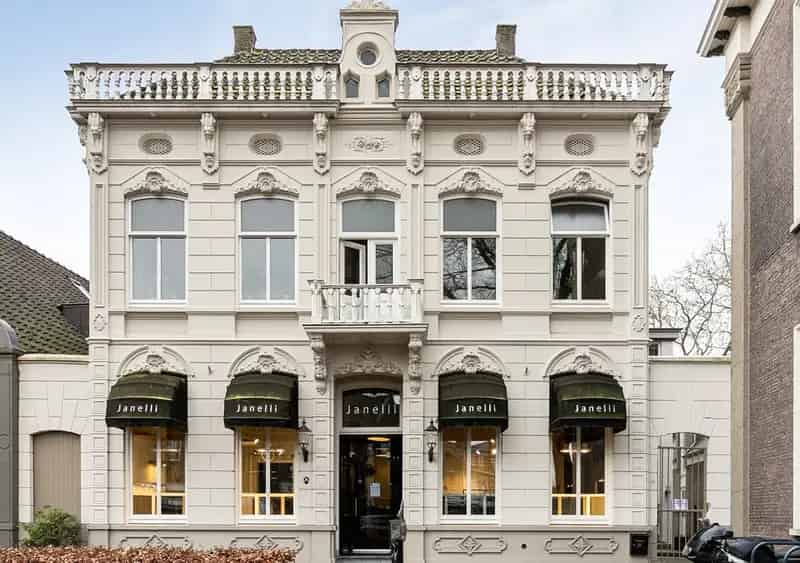 Te Huur: Luxe Winkelpand Veghel - Rijksmonument